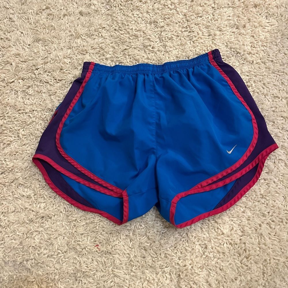nike dri fit athletic tempo shorts small